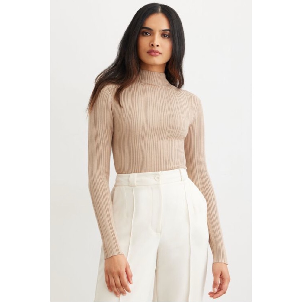Dynamite Stitched Mock Neck Sweater Sz 4
